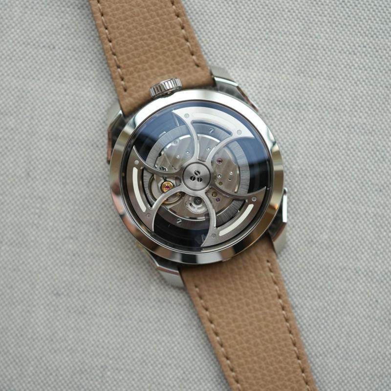 dong ho F1,  Streamliner Tourbillon,  H. Moser & Cie,  dong ho dat,  gia dong ho,  tranh cai dong ho anh 14