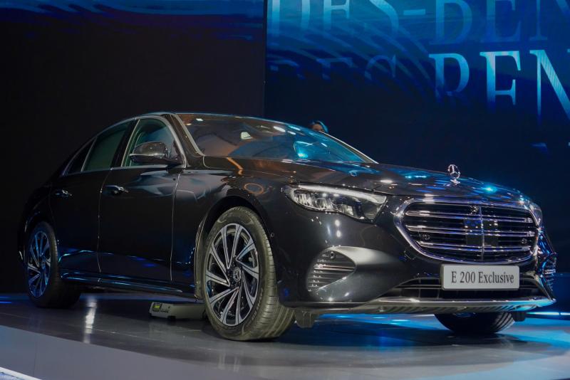 Mercedes-Benz E 200 Exclusive anh 15