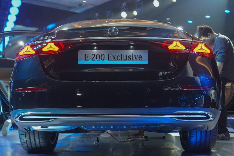 Mercedes-Benz E 200 Exclusive anh 5