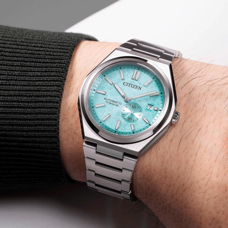 dong ho CEO,  gioi tai chinh,  dong ho gia re,  phong cach CEO,  Omega Seamaster,  Vaer Watches anh 4
