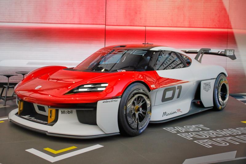 porsche,  ev,  xe dien,  hybrid,  phev,  cayman,  boxster,  porsche cayman,  porsche boxster,  macan,  taycan,  cayenne,  macan electric,  cayenne electric,  911,  gts,  911 carrera gts,  t-hybrid anh 3