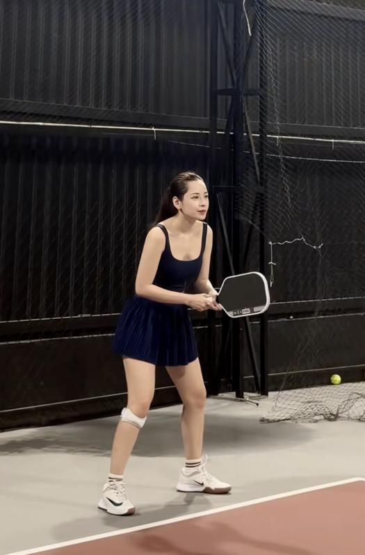 Ho Ngoc Ha,  Chi Pu,  Minh Hang,  Chi Pu pickleball,  Ho Ngoc Ha pickleball anh 1