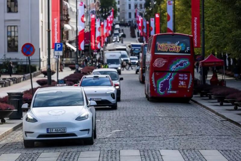 xe dien,  ev,  na uy,  uu dai,  thue,  vat,  thue vat,  uu dai xe dien,  tesla,  model y,  tesla model y anh 1
