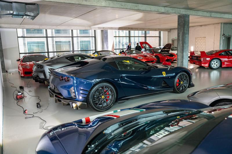 sieu xe,  dau gia,  sotheby,  ferrari,  lamborghini,  bugatti,  pagani anh 1