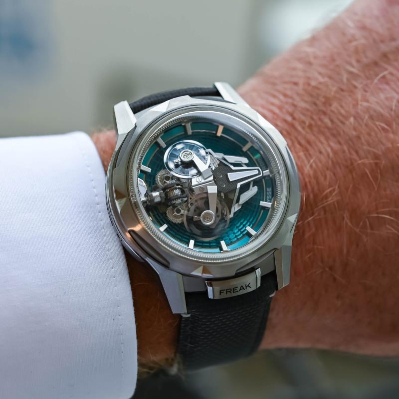 Urwerk UR-10,  De Bethune DB28xs,  Zenith Defy Zero G,  Ulysse Nardin Freak,  Breguet Reine,  Czapek Antarctique. anh 9