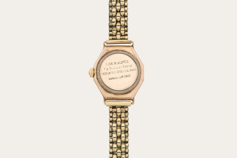 Rolex 1.3 trieu USD,  Rolex Oyster,  lich su dong ho,  dong ho gia tri,  Rolex co dien anh 3