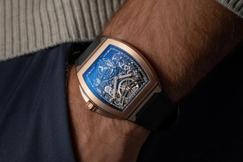 dong ho xa xi,  kiet tac dong ho,  Hublot 69000 USD,  On wrist anh 3