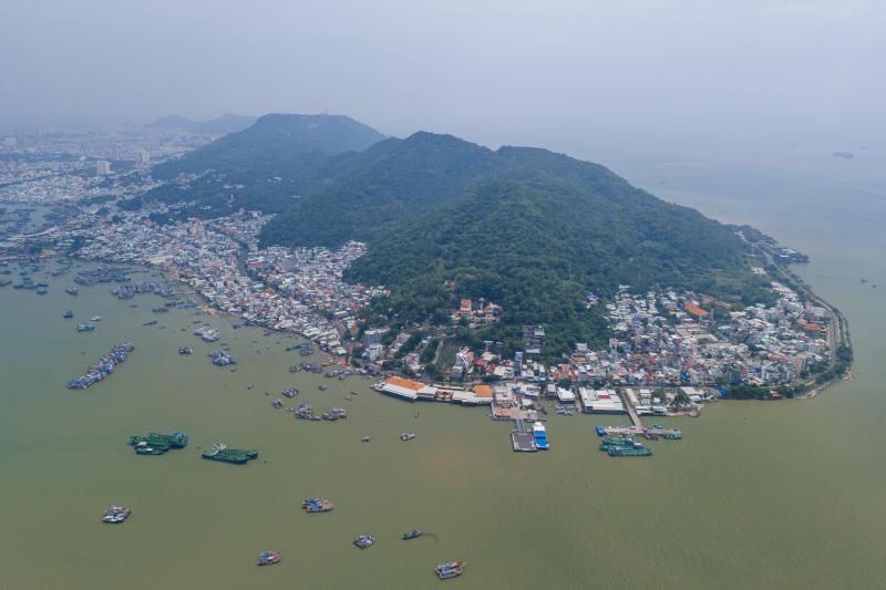 cau can gio vung tau anh 1