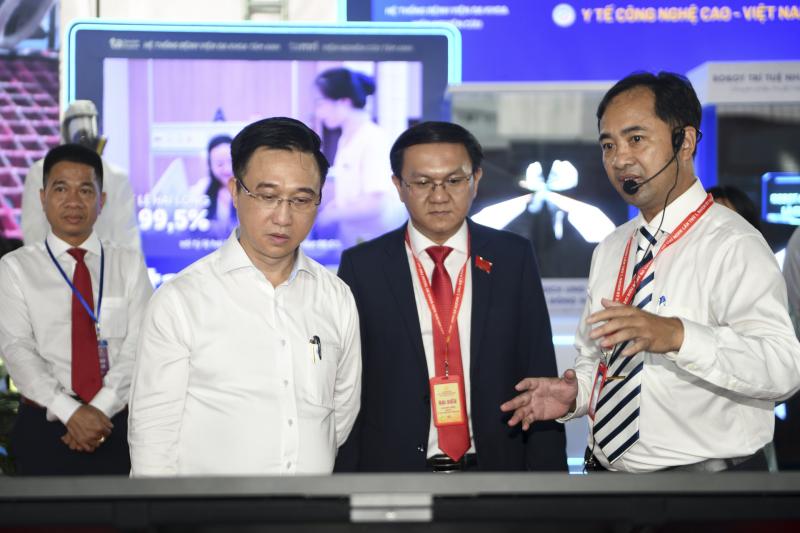 trien lam cong nghe,  dai hoi dang tphcm anh 2