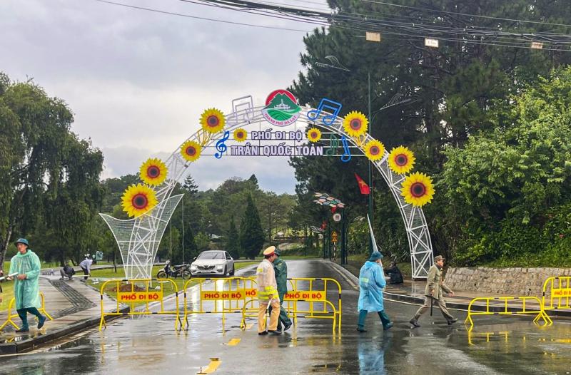 pho di bo Da Lat anh 1