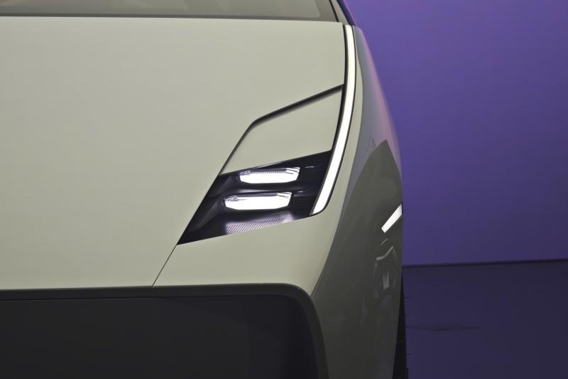 Honda 0 Saloon anh 9