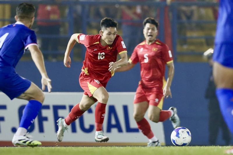 Quang Hai anh 4