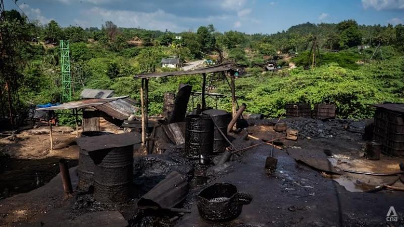 khai thac dau Indonesia,  gieng dau Indonesia,  dau mo Indonesia,  an toan gieng dau anh 1