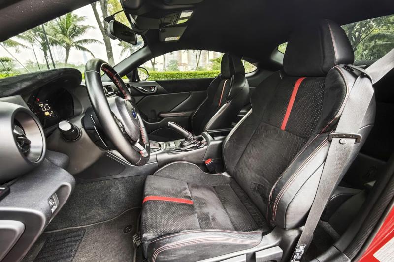 Subaru BRZ anh 10