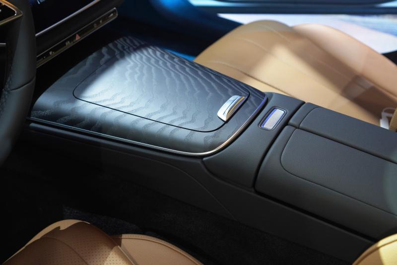 Mercedes-Benz E 200 Avantgarde anh 8