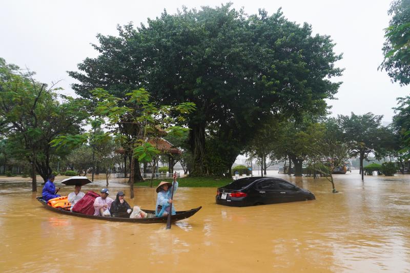 Kinh thanh Hue lu anh 12