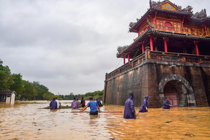 Kinh thanh Hue lu anh 10