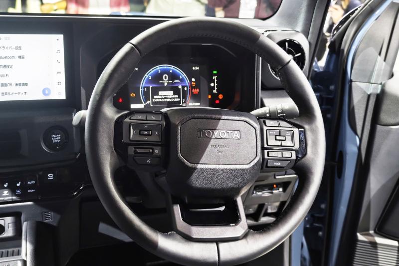 Toyota Land Cruiser FJ anh 9