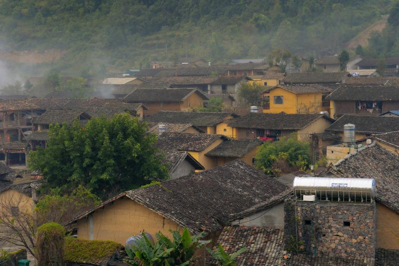 Lo Lo Chai anh 1