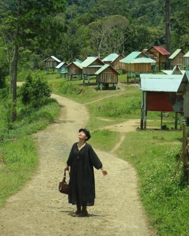 ngoi lang Mang Den anh 9