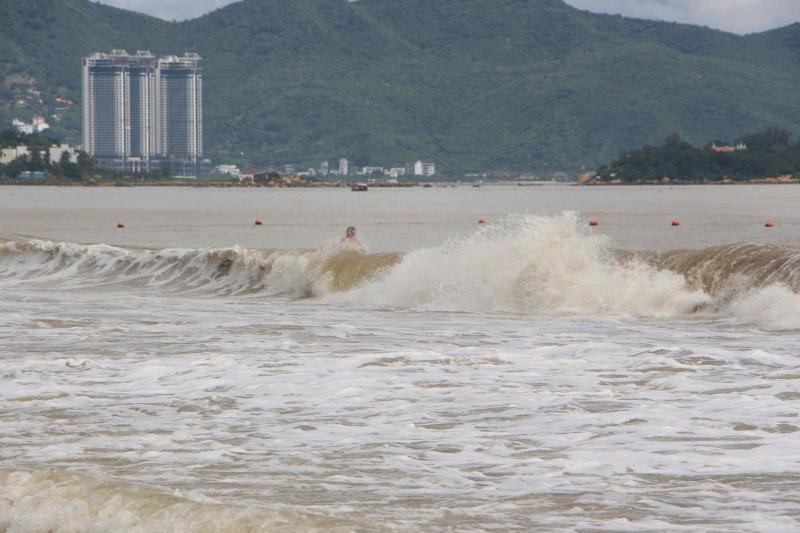 Cam tam bien Nha Trang anh 9