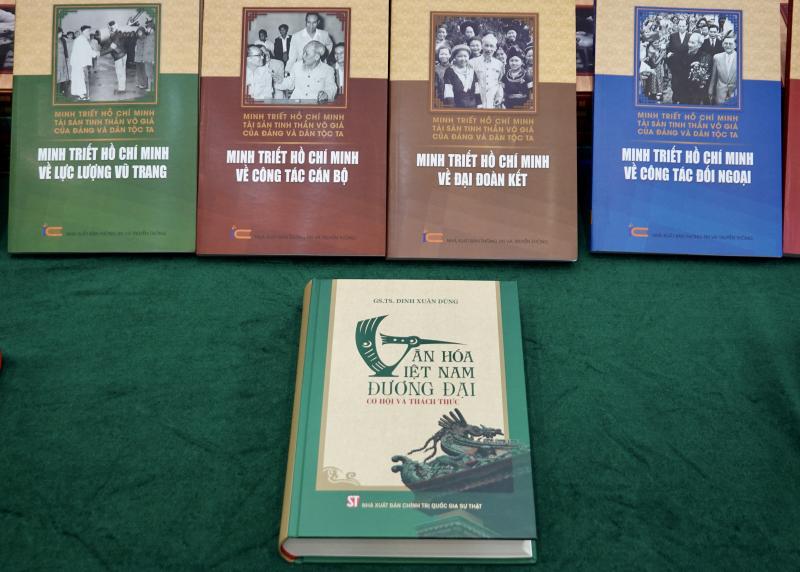 van hoa,  phat trien van hoa,  Bo Van hoa,  van hoa duong dai,  van hoa Viet anh 1