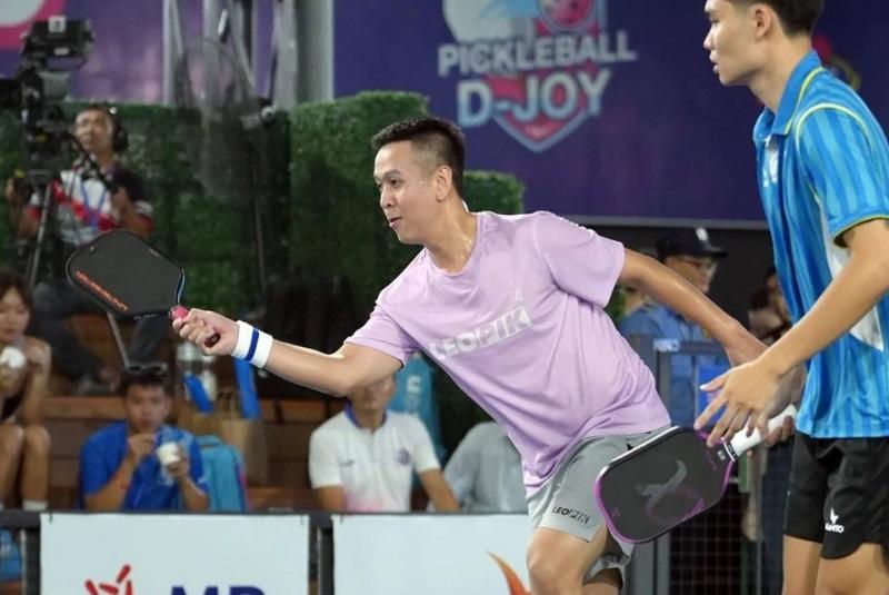 pickleball Viet Nam,  VDV bo giai,  chay show kiem tien,  Trieu Cau Long,  Ly Hoang Nam,  Trinh Linh Giang,  trieu cau long pickleball, trieu cau long la ai anh 1