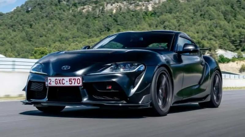 Toyota Supra ngung ban anh 1