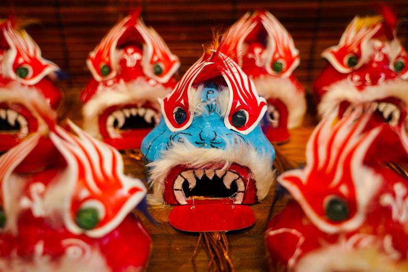 Trung thu truyen thong,  Trung thu dan gian, phuc dung dau su tu,  van hoa Trung thu,  Ha Noi Trung thu,  bao ton di san,  ky uc tuoi tho,  do choi dan gian,  mam co Trung thu,  nghe nhan truyen thong,  di san van hoa,  pho co Hoan Kiem,  Trang Ta trien lam,  ram thang tam anh 2