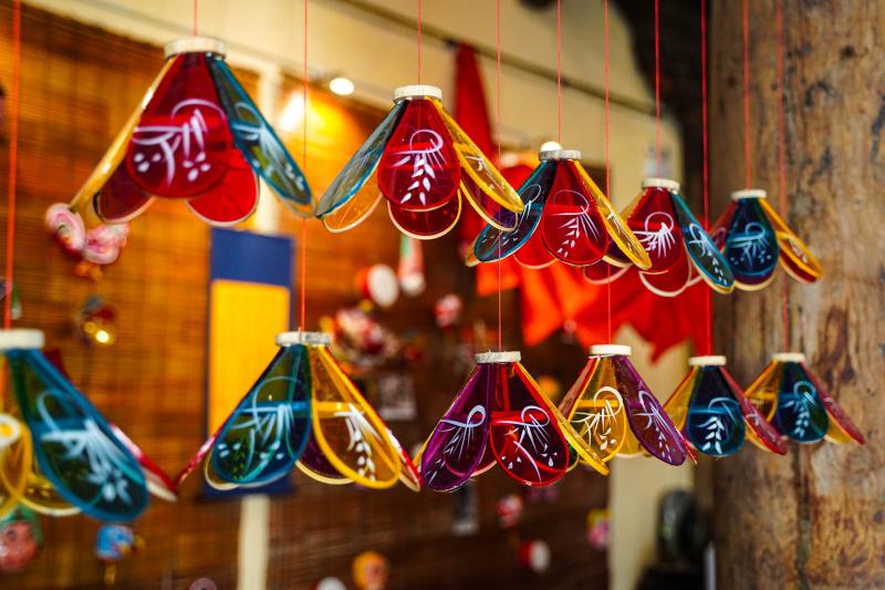 Trung thu truyen thong,  Trung thu dan gian, phuc dung dau su tu,  van hoa Trung thu,  Ha Noi Trung thu,  bao ton di san,  ky uc tuoi tho,  do choi dan gian,  mam co Trung thu,  nghe nhan truyen thong,  di san van hoa,  pho co Hoan Kiem,  Trang Ta trien lam,  ram thang tam anh 11