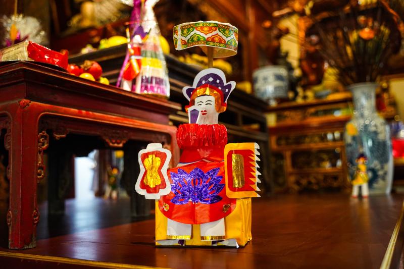 Trung thu truyen thong,  Trung thu dan gian, phuc dung dau su tu,  van hoa Trung thu,  Ha Noi Trung thu,  bao ton di san,  ky uc tuoi tho,  do choi dan gian,  mam co Trung thu,  nghe nhan truyen thong,  di san van hoa,  pho co Hoan Kiem,  Trang Ta trien lam,  ram thang tam anh 8
