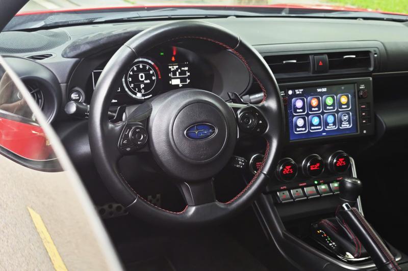 Subaru BRZ anh 13