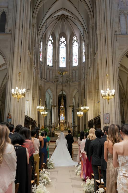 Dam cuoi Givenchy,  Sean Jung Da-hye,  le cuoi xa hoa,  nguoi thua ke Givenchy,  tiec cuoi thuong luu,  Givenchy Paris anh 9