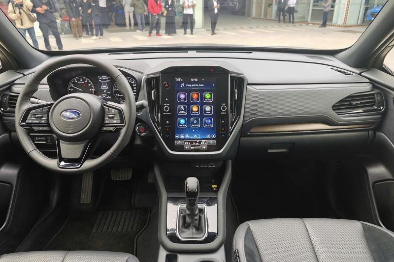 Gia Subaru Forester 2026,  Subaru Forester anh 3