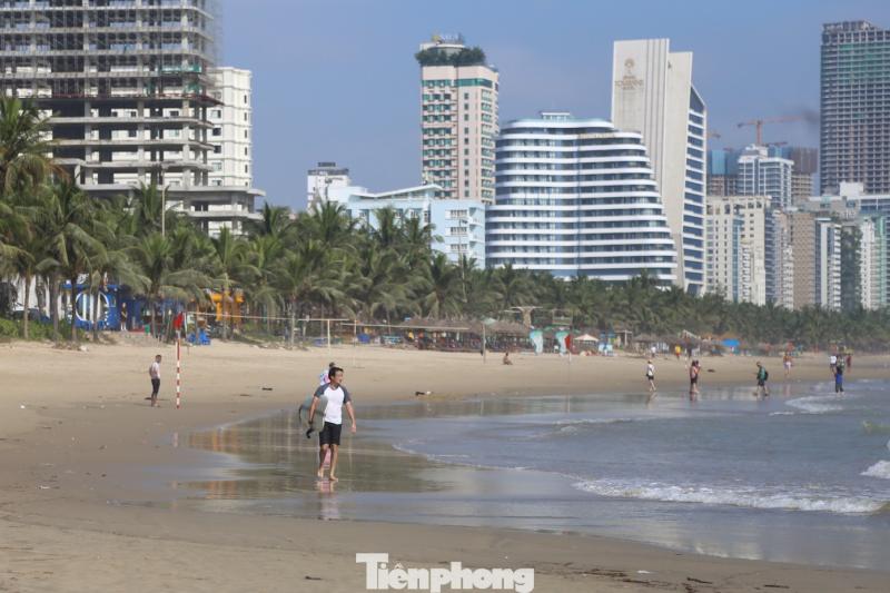 Bien Da Nang anh 1