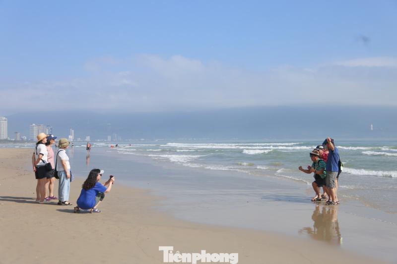 Bien Da Nang anh 13