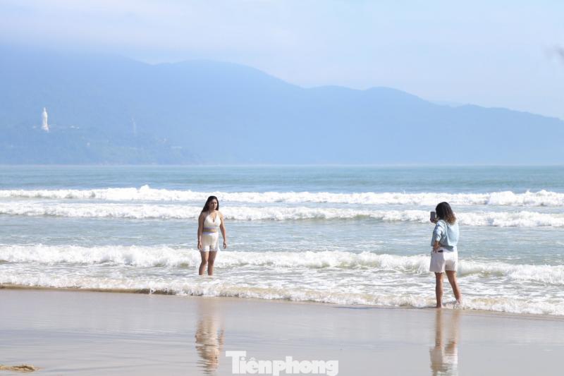 Bien Da Nang anh 17