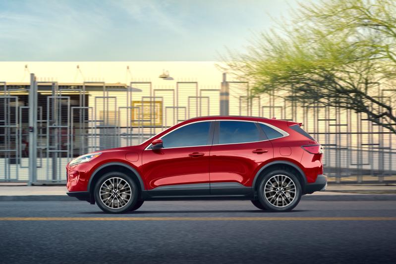 xe PHEV cua Ford anh 1