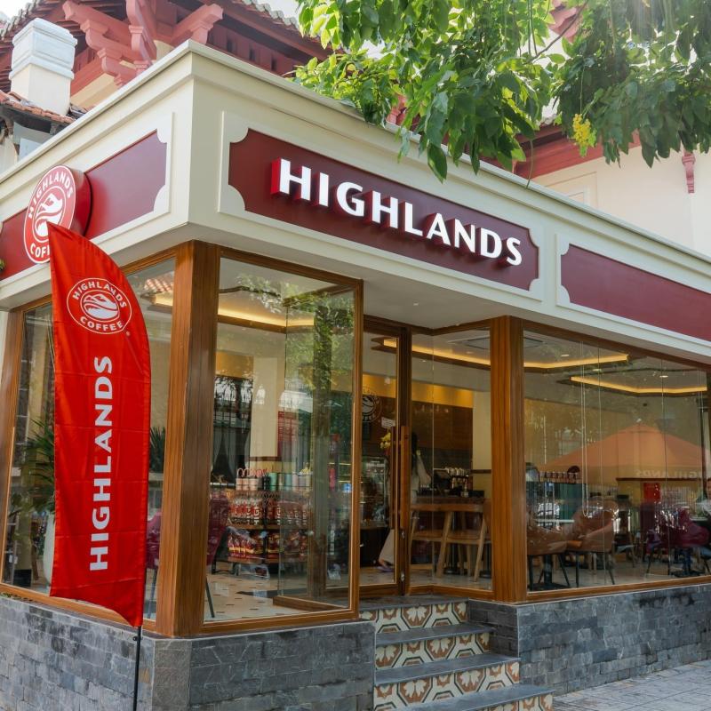 Highlands Coffee anh 1