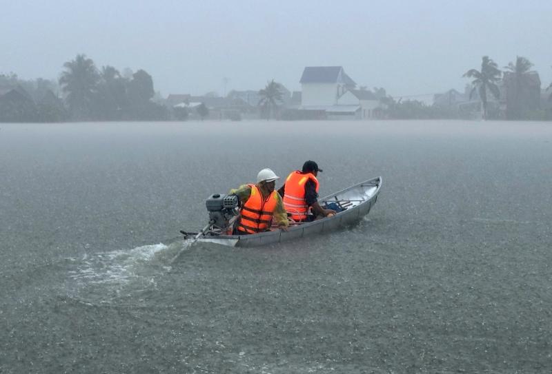 mua bao,  Khanh Hoa bi lu,  Dak Lak, Gia Lai anh 2