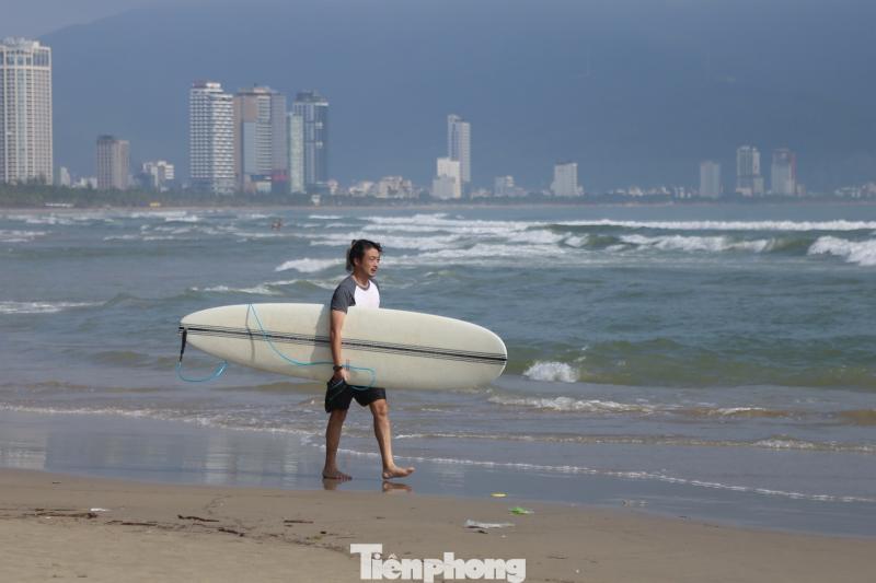 Bien Da Nang anh 9