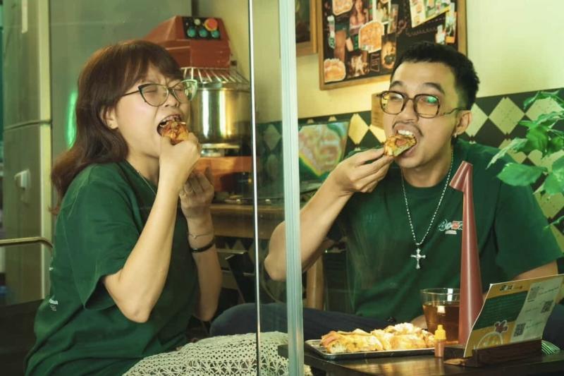 9X Ha Noi,  gioi tre khoi nghiep,  Roi Big Corp,  khoi nghiep quan pizza,  Thu Phuong khoi nghiep,  pizza Ha Noi anh 3