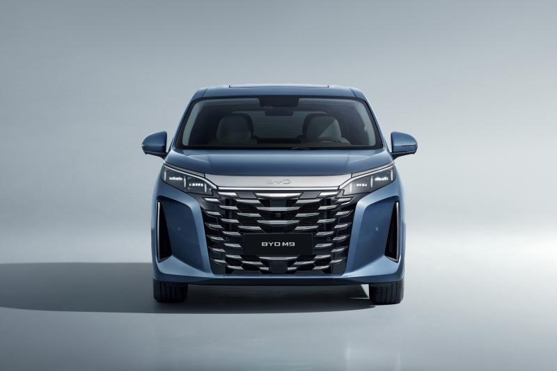 BYD M9 anh 4