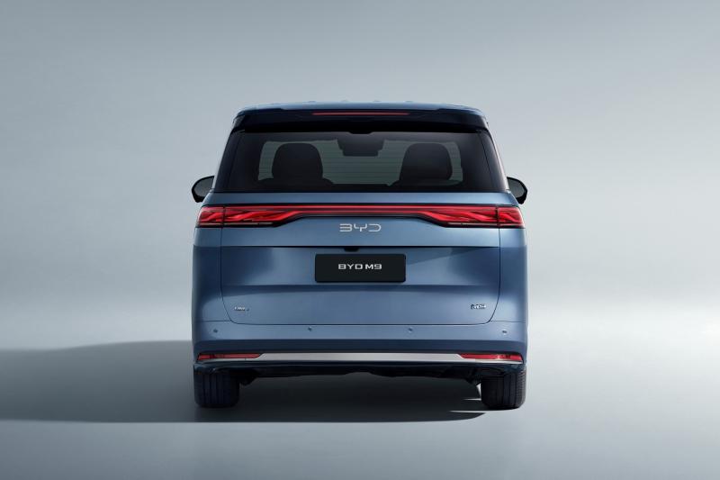 BYD M9 anh 6