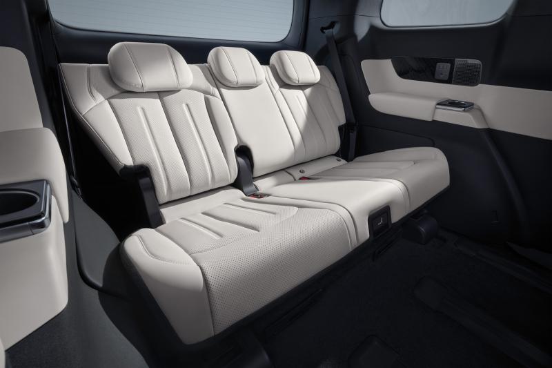 BYD M9 anh 13