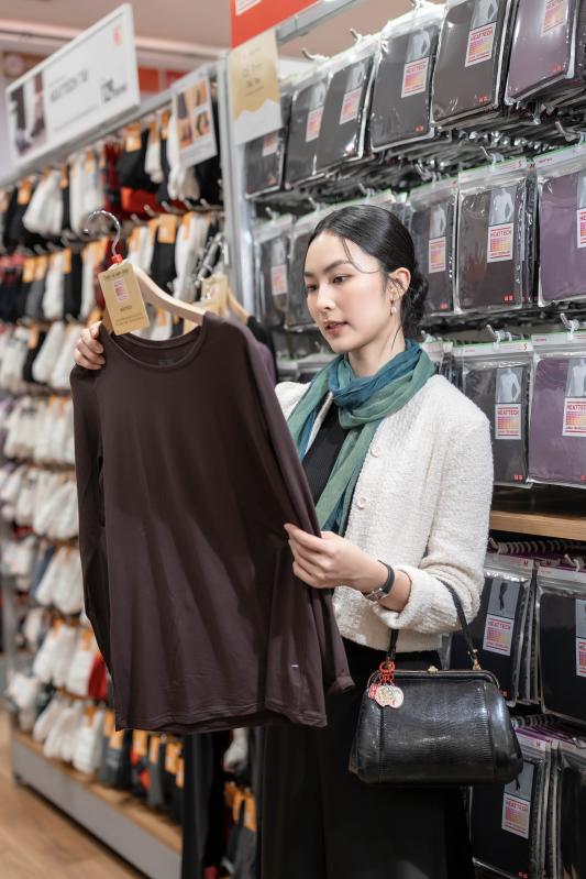 Uniqlo anh 4