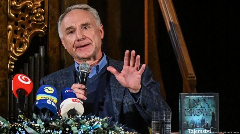 Dan Brown anh 1