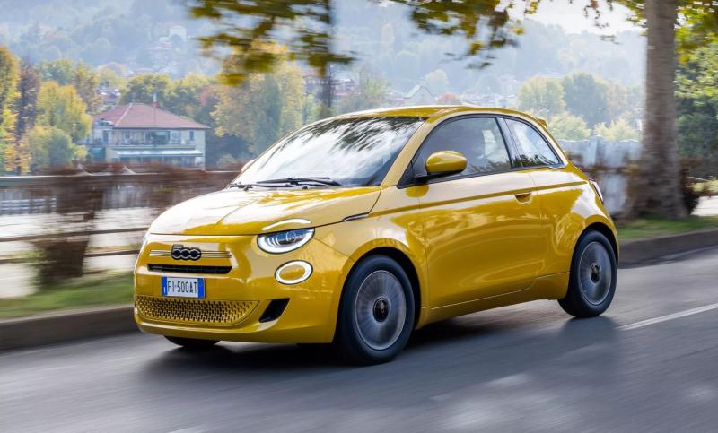 Fiat 500 Hybrid anh 1
