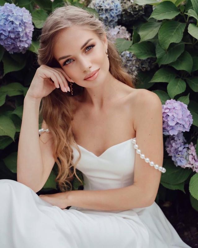Anastasia Venza anh 4