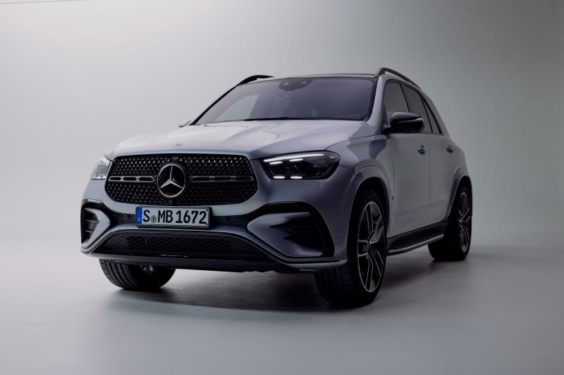 Mercedes-Benz GLE 400 e 4MATIC anh 1